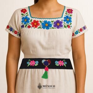 Black Artisan Waist Belt – Floral Embroidery & Heart Embellishment in Felt